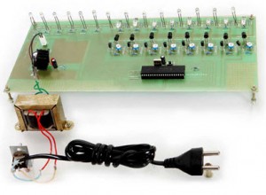 使用8051微控制器实现非高峰时段调光的车辆运动传感Led路灯