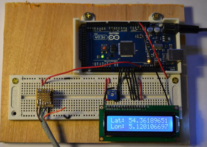GPS时钟使用Arduino板液晶显示