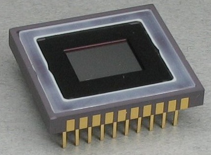 CCD  - 图像传感器